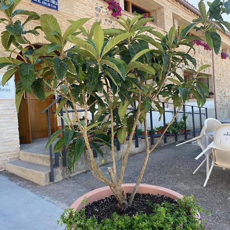 Casa Rural Hospital De Las Palabras Torrelles Exterior photo